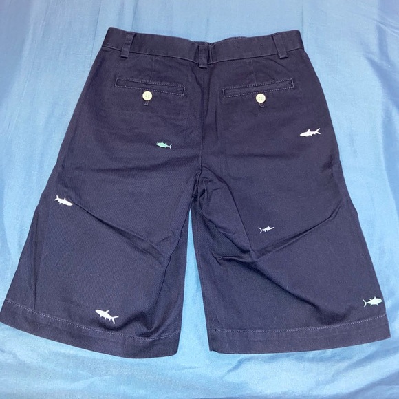 Vineyard Vines Shorts. Size 12 - Picture 3 of 4